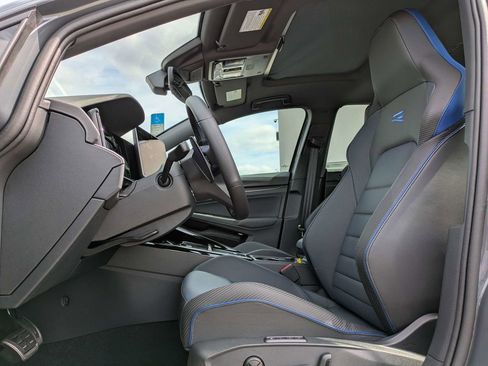 New 2026 Volkswagen Golf image 2