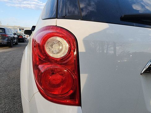 Used 2015 Chevrolet Equinox LT w/ Driver Convenience Package image 10