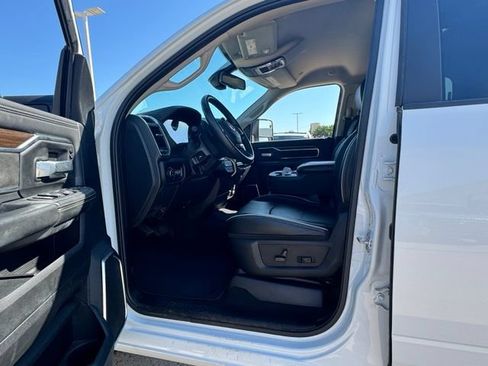 Used 2024 RAM 2500 Laramie AWD/4WD image 21