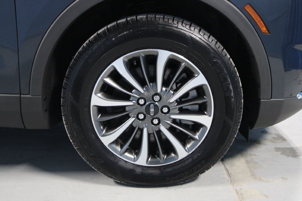 Used 2023 Lincoln Nautilus AWD w/ Premium Package image 36