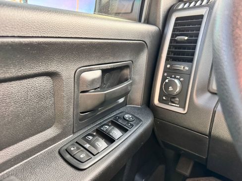 Used 2017 RAM 1500 Express image 14