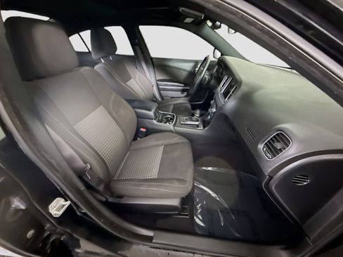 Used 2023 Dodge Charger SXT RWD image 29