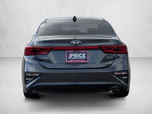 Used 2020 Kia Forte EX image 6