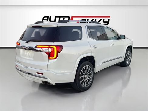 Used 2022 GMC Acadia Denali w/ Denali Technology Package image 7