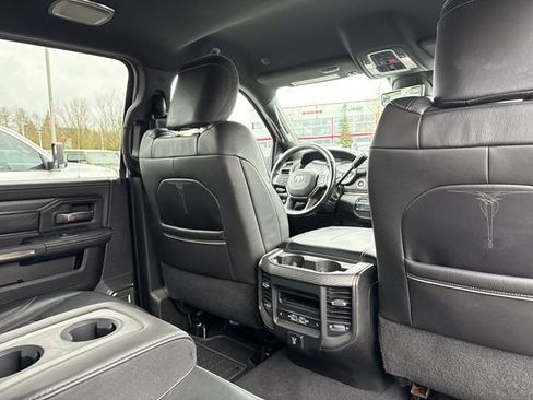 Used 2021 RAM 3500 Limited image 24