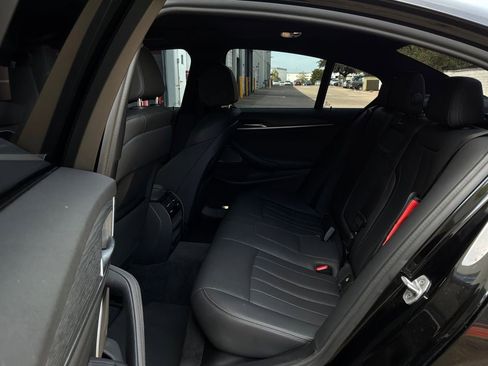 Used 2021 BMW 530i w/ Premium Package RWD image 13