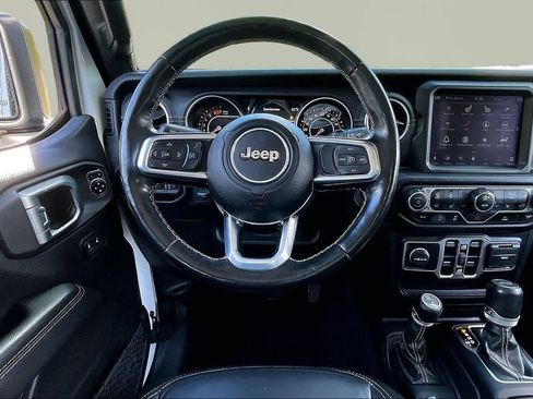 Used 2021 Jeep Wrangler Unlimited Sahara AWD/4WD image 10
