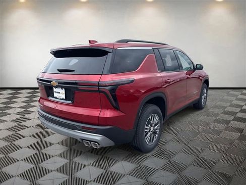 New 2026 Chevrolet Traverse LT w/ Driver Confidence Package image 5