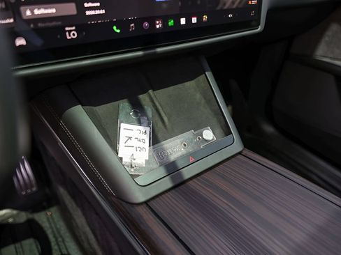 Used 2022 Tesla Model X AWD/4WD image 19
