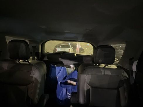 Used 2024 Ford Explorer XLT w/ Equipment Group 202A image 26