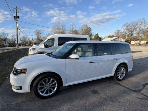 Used 2019 Ford Flex Limited image 2