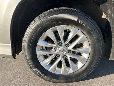Used 2021 Lexus GX 460 Premium w/ Premium Package AWD/4WD image 33
