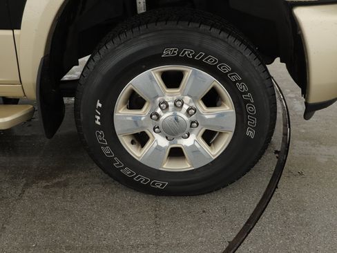 Used 2015 RAM 3500 Laramie Longhorn AWD/4WD image 6