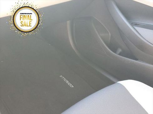 Certified 2025 Toyota Corolla LE image 25