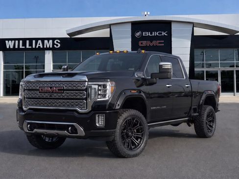 Certified 2022 GMC Sierra 2500 Denali w/ Denali Black Diamond Edition AWD/4WD image 3