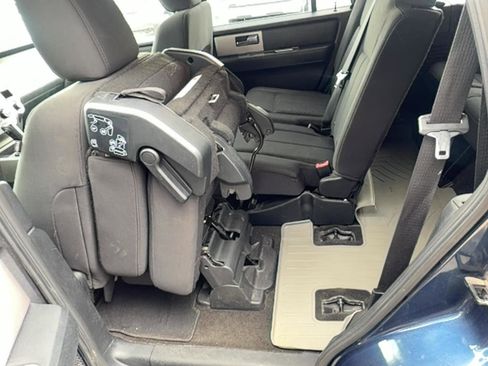 Used 2017 Ford Expedition XLT AWD/4WD image 15