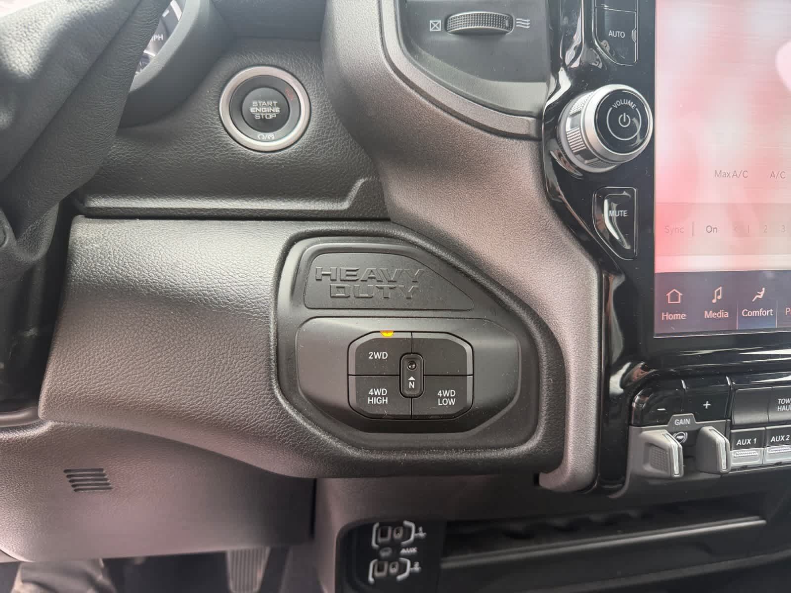 Used 2026 RAM 3500 Tradesman AWD/4WD image 34