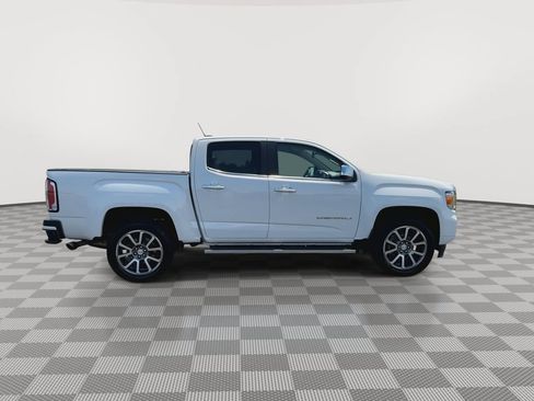 Used 2022 GMC Canyon Denali AWD/4WD image 9