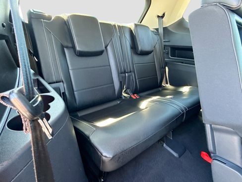 Used 2023 Volkswagen Atlas SE w/ Black Wheel Package image 20