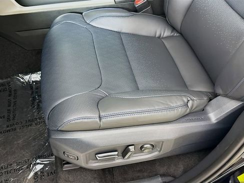 New 2026 Toyota Tundra Platinum AWD/4WD image 19