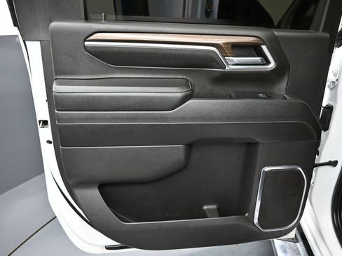 Used 2024 Chevrolet Silverado 2500 LT AWD/4WD image 14