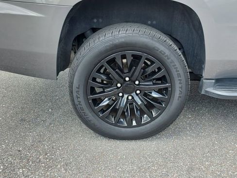 Used 2018 Chevrolet Tahoe LT AWD/4WD image 5