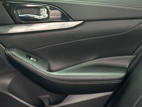 Used 2021 Nissan Maxima 3.5 SV w/ Floor Mat Group image 13