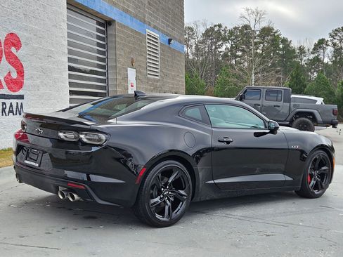 Used 2022 Chevrolet Camaro LT w/ RS Package image 7