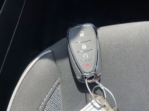 Used 2025 Chevrolet TrailBlazer LT image 21