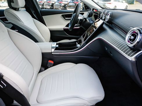 New 2026 Mercedes-Benz C 300 Sedan image 17
