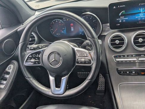 Certified 2022 Mercedes-Benz GLC 300 4MATIC image 3