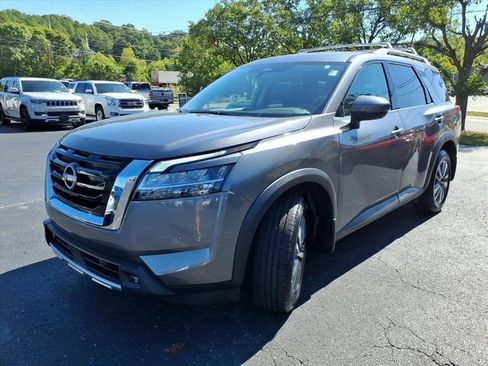 Used 2022 Nissan Pathfinder SL image 20