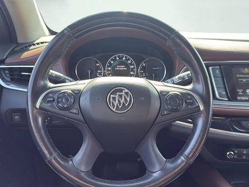 Used 2018 Buick Enclave Avenir w/ Avenir Technology Package image 14