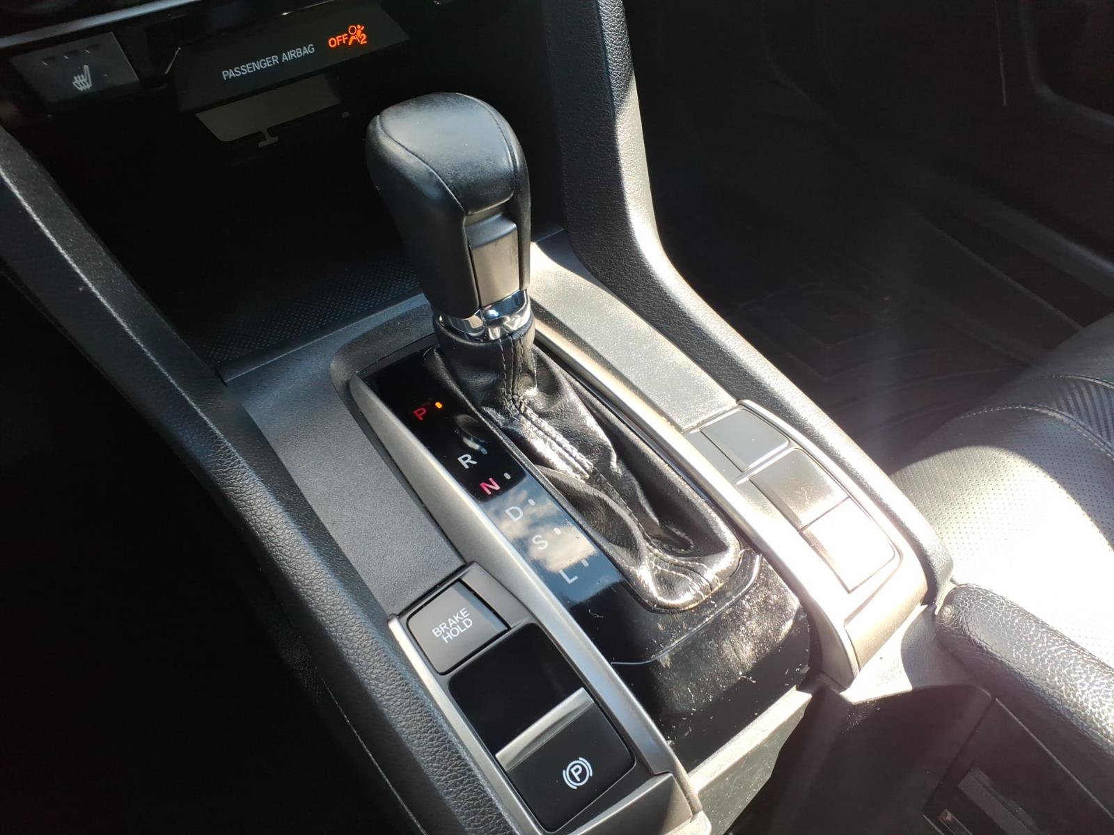 Used 2017 Honda Civic EX-L image 16