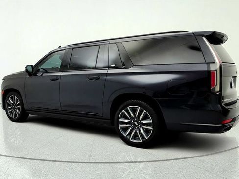 Used 2023 Cadillac Escalade ESV Sport w/ Touring Package AWD/4WD image 7