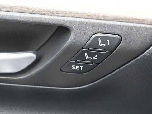 Used 2024 Toyota Grand Highlander AWD image 14