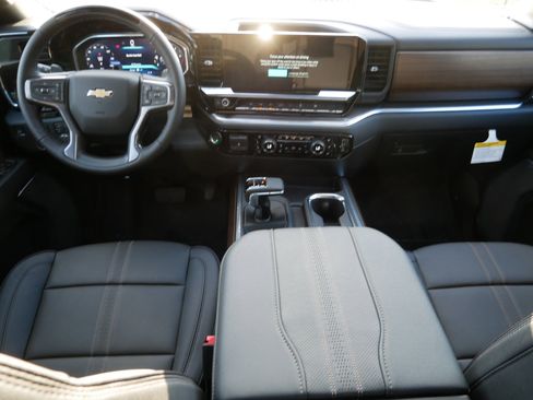 New 2026 Chevrolet Silverado 1500 High Country AWD/4WD image 6
