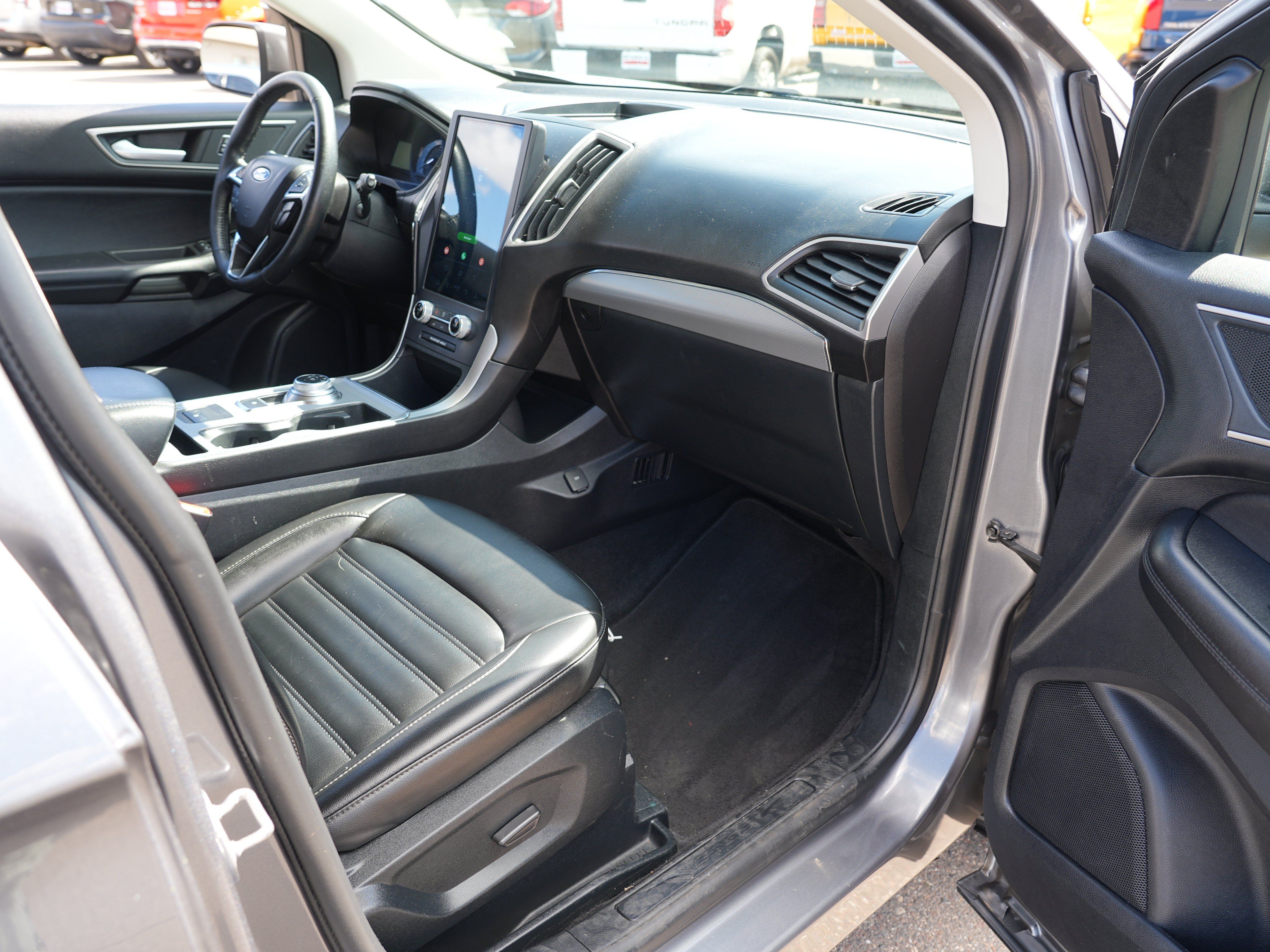 Used 2022 Ford Edge SEL AWD/4WD image 28