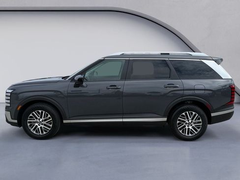 Certified 2026 Hyundai Palisade SEL FWD image 2