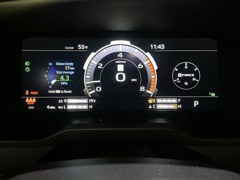 New 2026 Toyota Tundra Platinum AWD/4WD image 15
