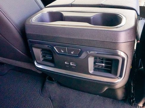 New 2025 GMC Sierra 2500 Denali w/ Denali Reserve Package image 17