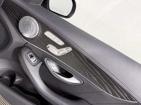 Used 2015 Mercedes-Benz C 300 Sedan image 45