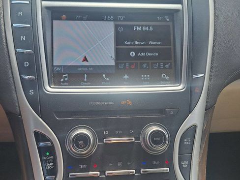Used 2018 Lincoln MKX Reserve w/ Lincoln MKX Climate Package AWD/4WD image 15