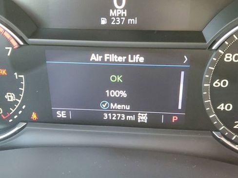 Certified 2023 Cadillac XT5 Luxury AWD/4WD image 16