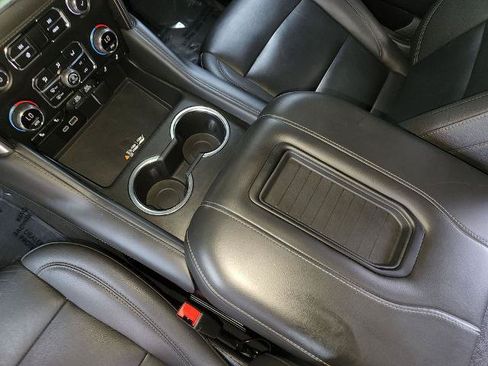 Used 2023 Chevrolet Tahoe LT w/ Luxury Package AWD/4WD image 25
