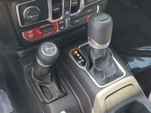 Used 2024 Jeep Wrangler Unlimited Rubicon 392 AWD/4WD image 28