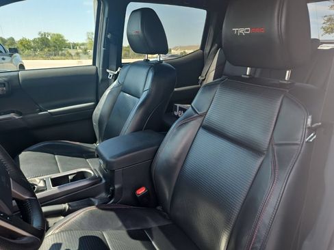 Used 2020 Toyota Tacoma TRD Pro AWD/4WD image 17