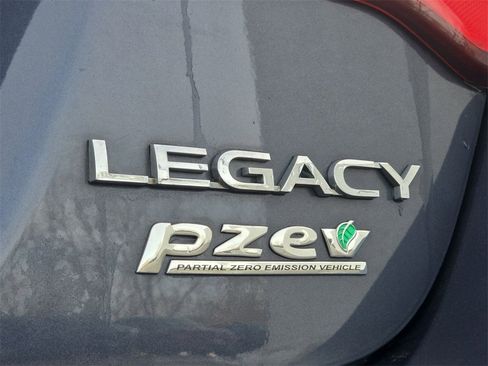 Used 2017 Subaru Legacy 2.5i Limited image 33