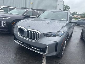 Certified 2024 BMW X5 xDrive40i w/ Premium Package AWD/4WD video 2