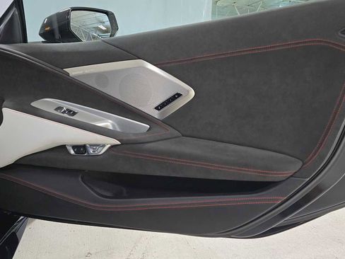 Used 2023 Chevrolet Corvette Stingray Premium Cpe image 11